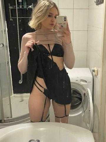 Ева